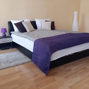 https://ho-bi-oktogon-room-apartment.inbudapesthotels.com