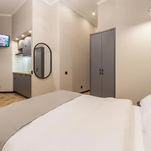 https://dayflat-apartments-maidan-area.hotels-of-kiev.com